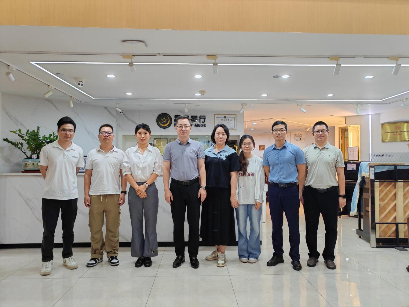 校企协同育新人，访企拓岗促就业——广州工商学院副校长邢传国带队赴企精准对接人才供需